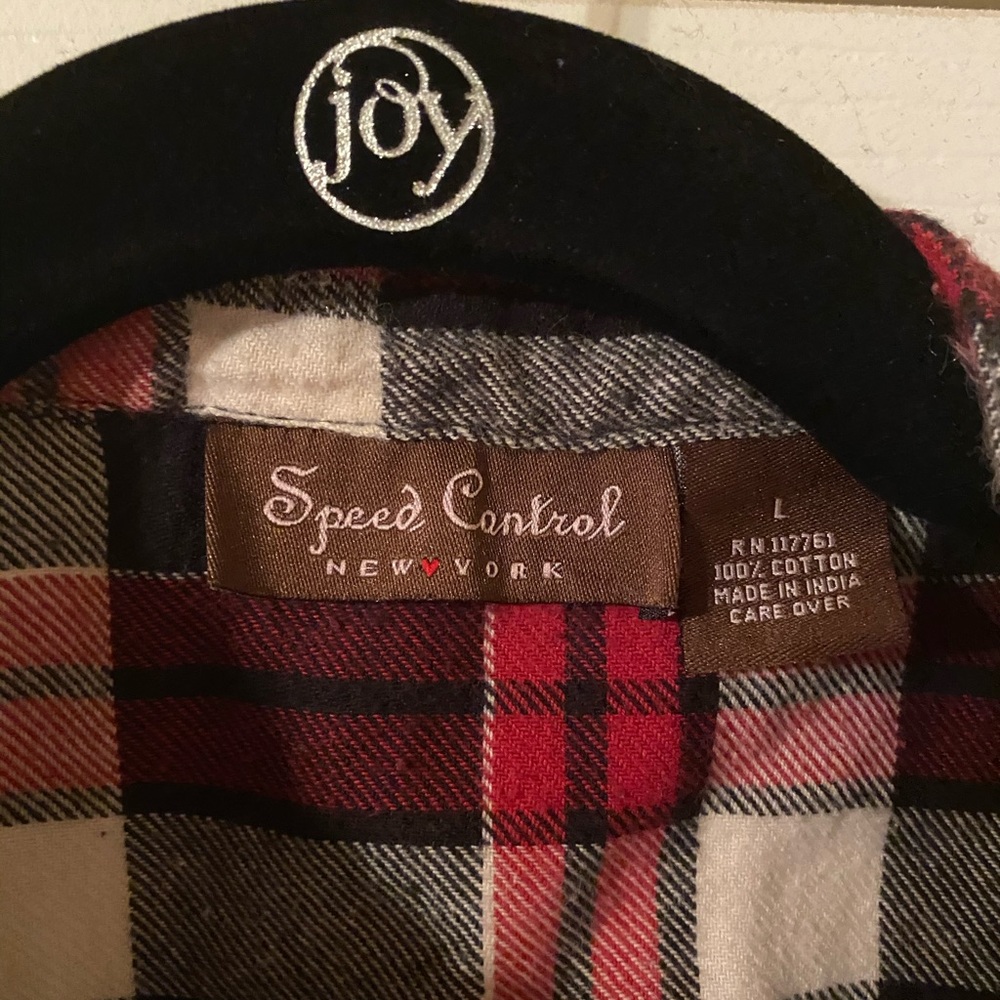Plaid Ladies Button-Up - Picture 5 of 5